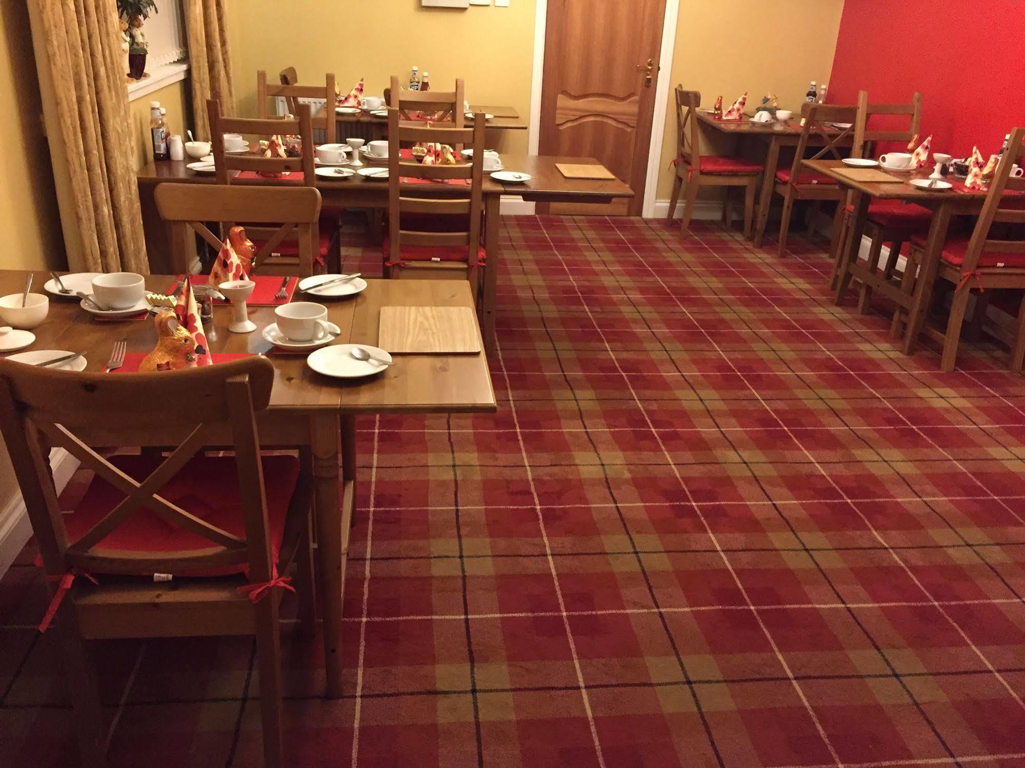 Westcourt Guest House Fort William Esterno foto