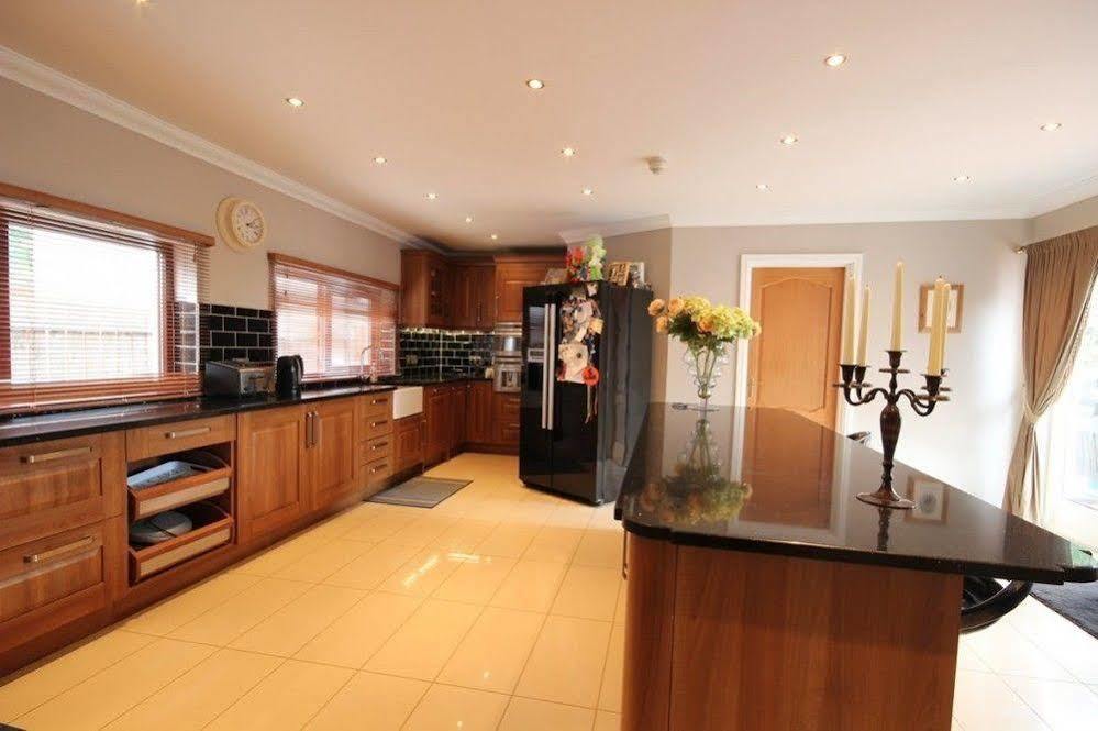 Westcourt Guest House Fort William Esterno foto