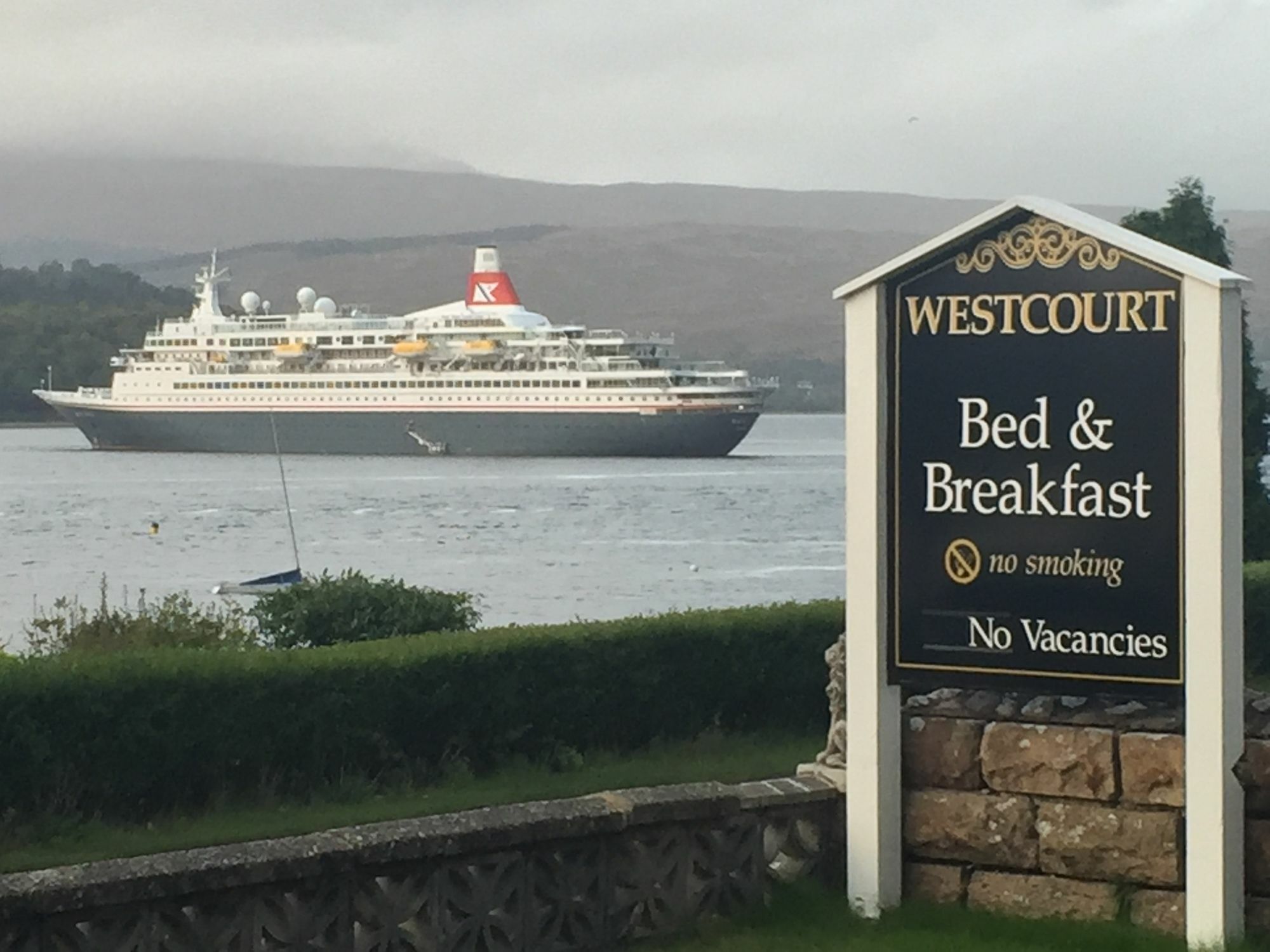 Westcourt Guest House Fort William Esterno foto